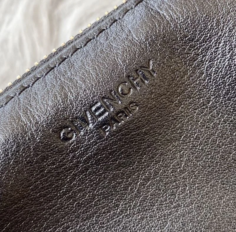Attractive Givenchy Clutch Bags 44938