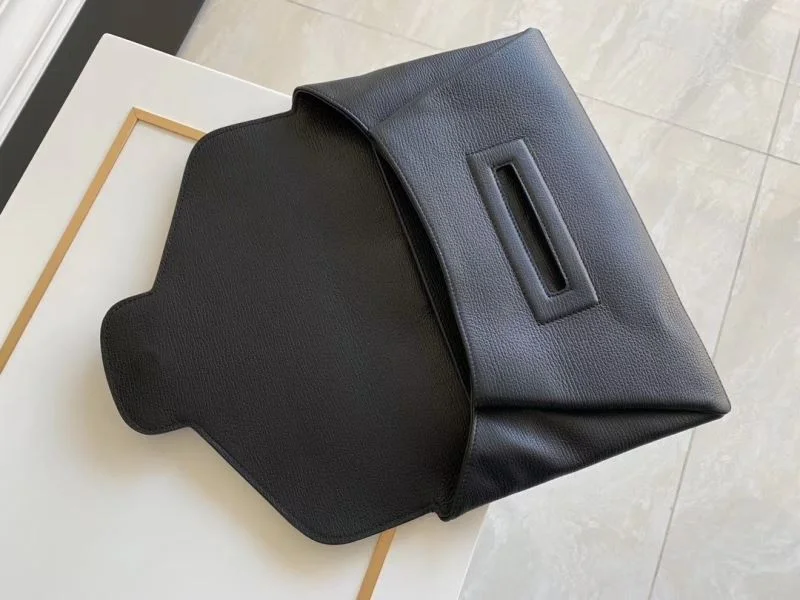 Givenchy Clutch Bags EasyCare 44929