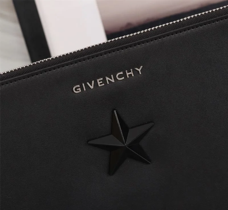 Givenchy Clutch Bags WellDesigned 44842