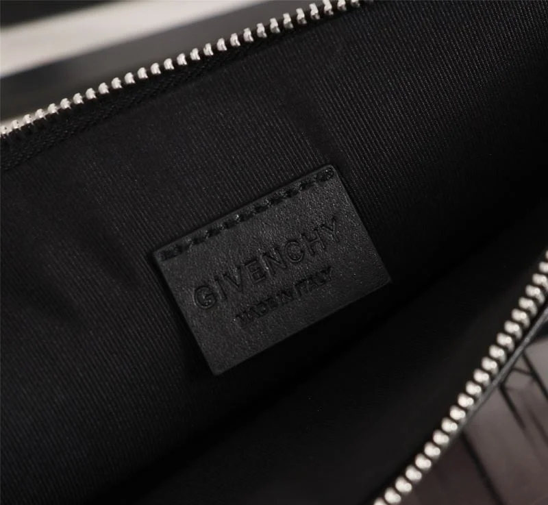 Givenchy Clutch Bags EasyCare 44833