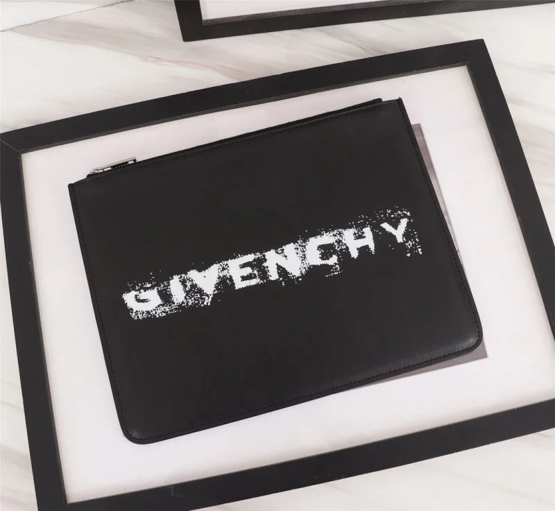 SoftTouch Givenchy Clutch Bags 44835