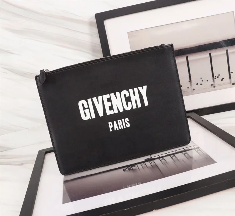Reliable Givenchy Clutch Bags 44831