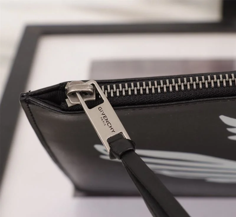 Givenchy Clutch Bags WellDesigned 44858