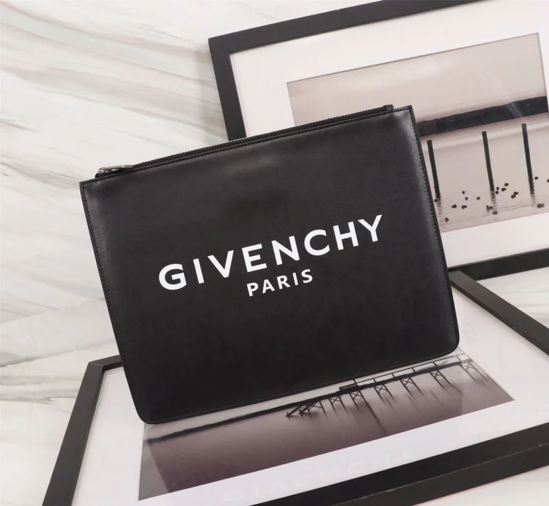 SmoothTexture Givenchy Clutch Bags 44818