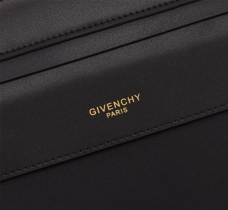 Packable Givenchy Clutch Bags 44855
