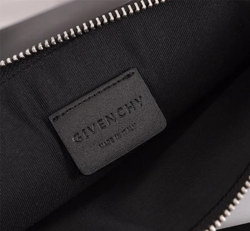 Stylish Givenchy Clutch Bags 44809