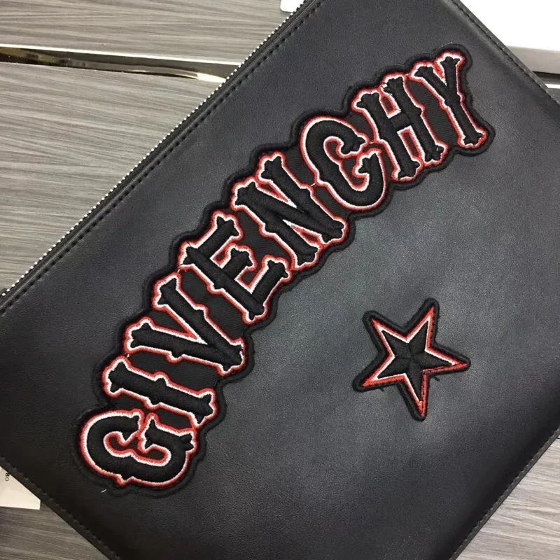 FastDry Givenchy Clutch Bags 44845