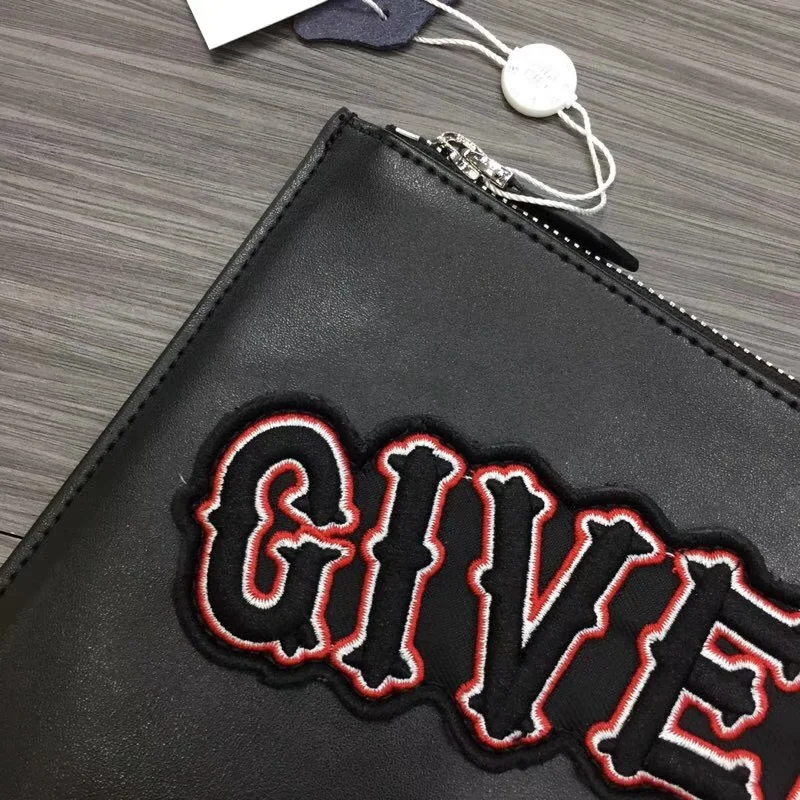 FastDry Givenchy Clutch Bags 44845