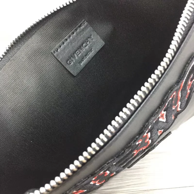 FastDry Givenchy Clutch Bags 44845