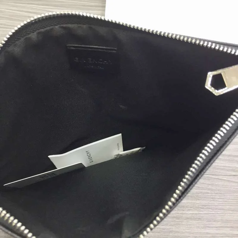 Breathable Givenchy Clutch Bags 44796