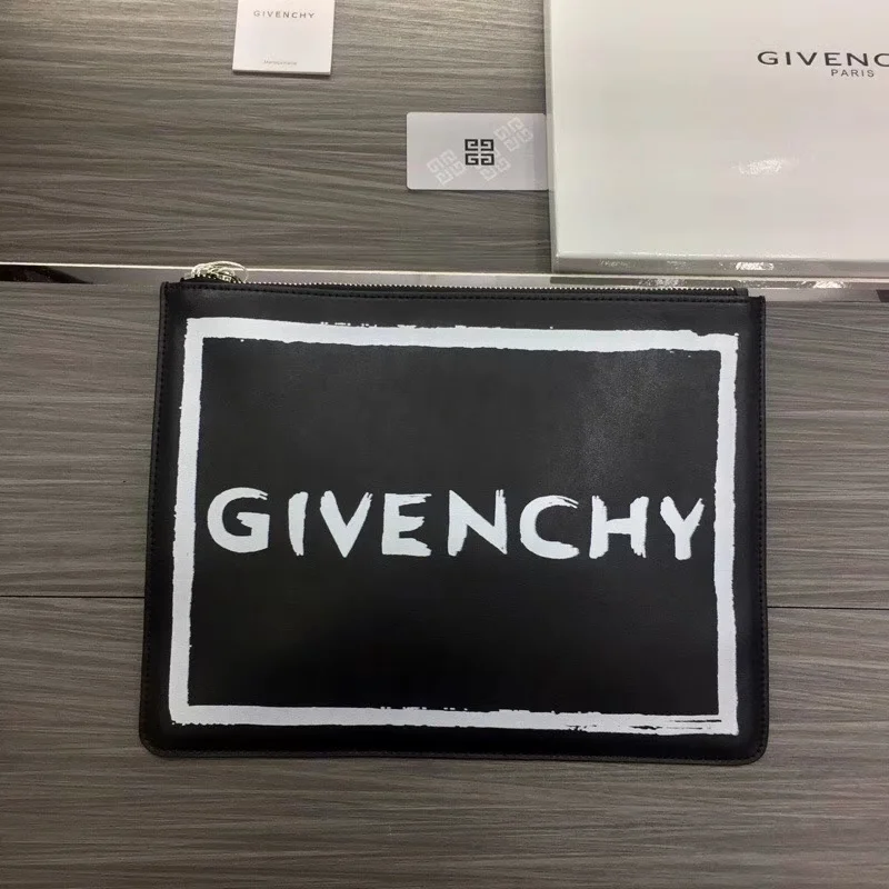 Thermal Givenchy Clutch Bags 44806