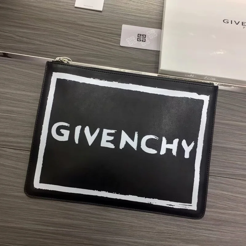 Thermal Givenchy Clutch Bags 44806