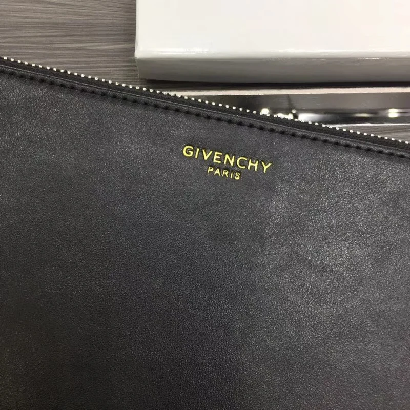 Givenchy Clutch Bags FreshLook 44793