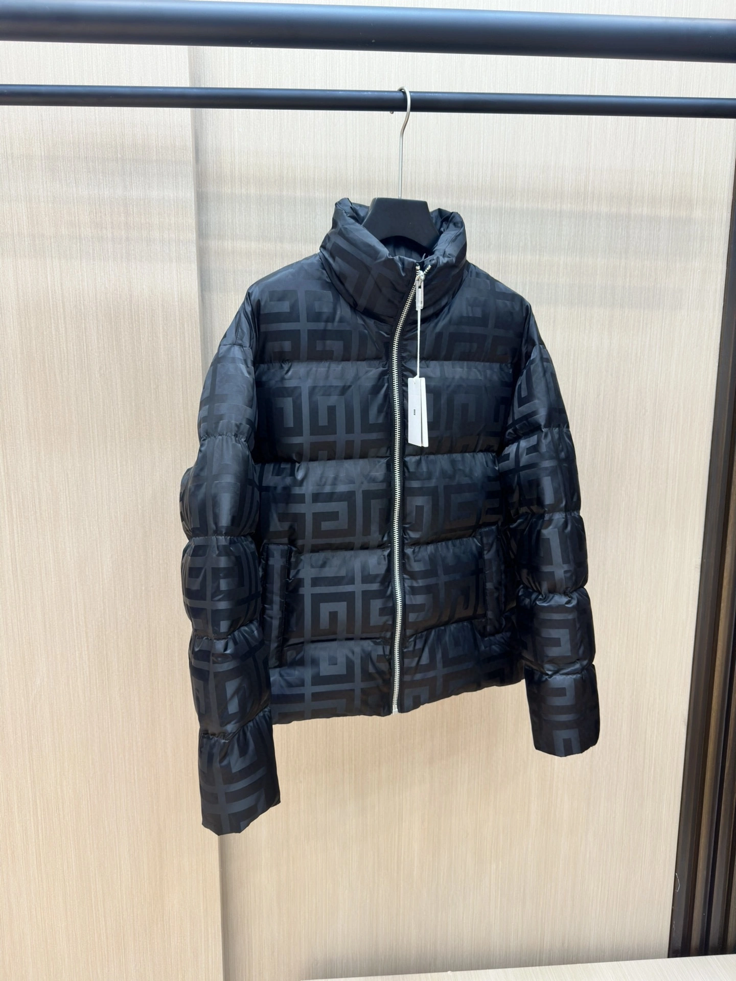 Fashionable Givenchy Down Jackets 124231