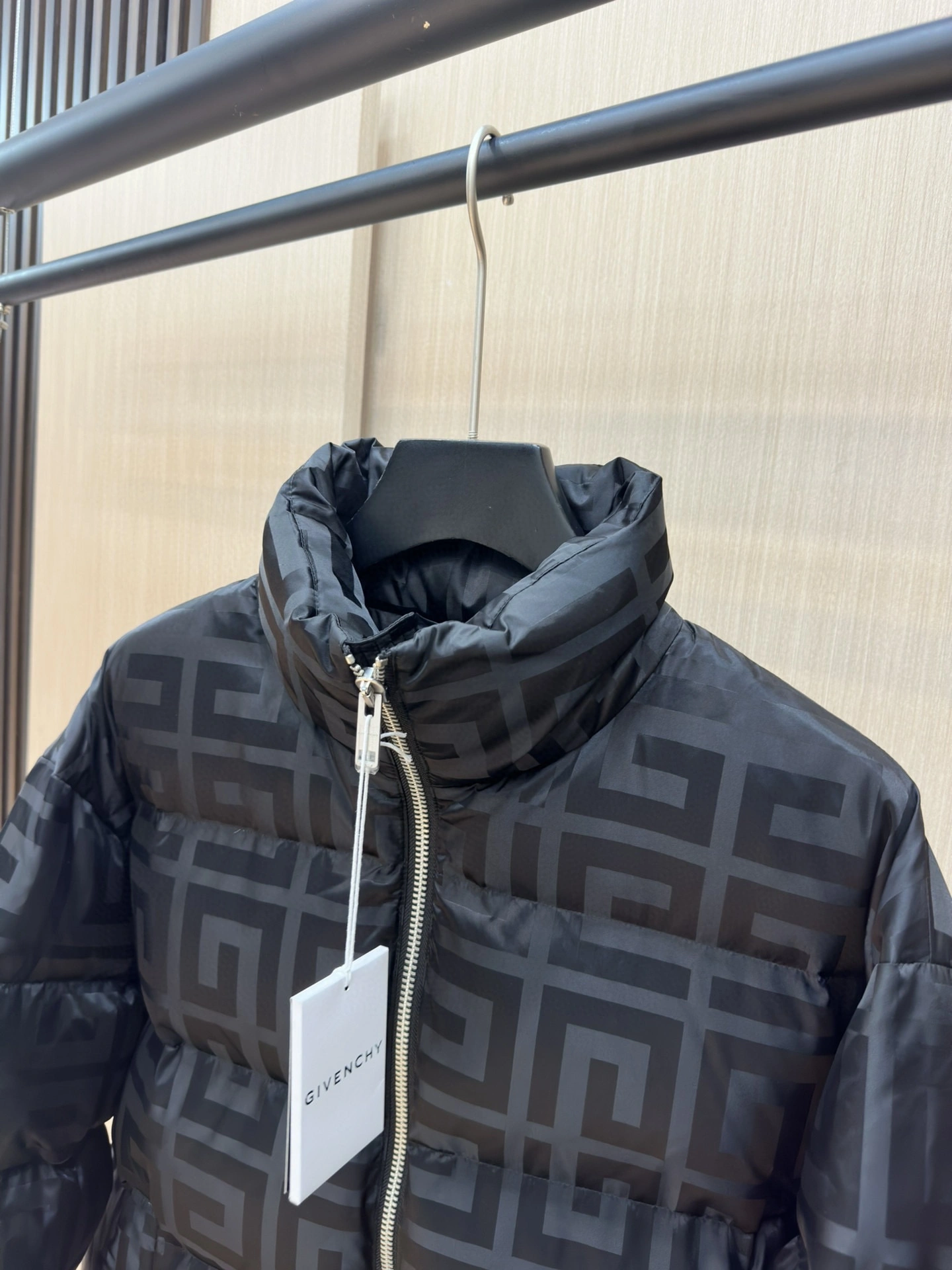 Fashionable Givenchy Down Jackets 124231
