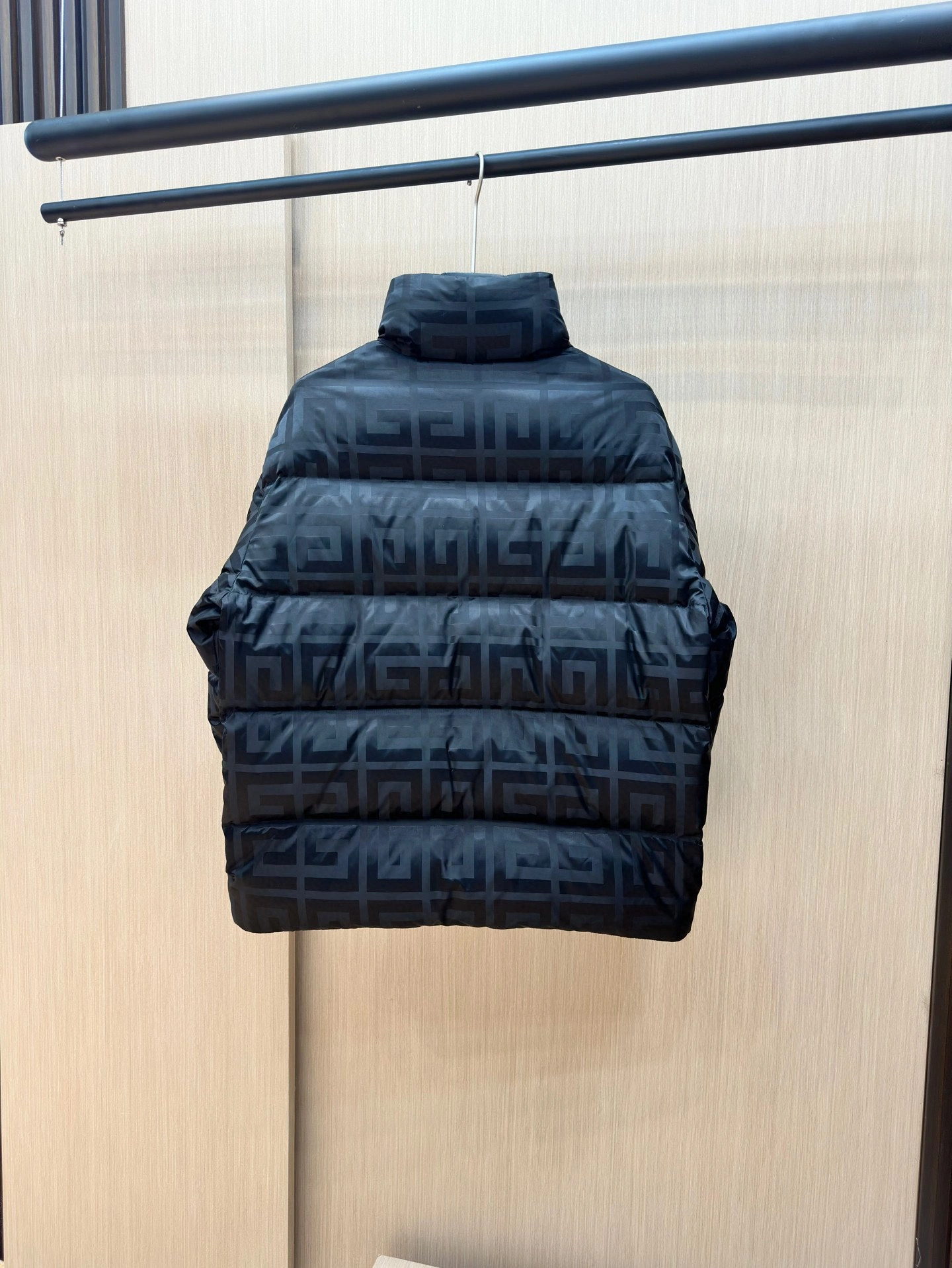Fashionable Givenchy Down Jackets 124231