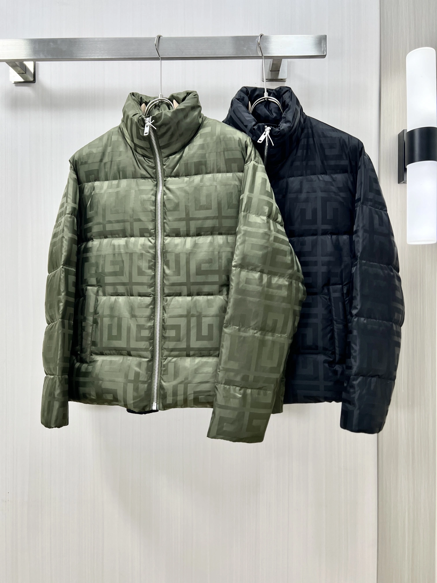 Chic Givenchy Down Jackets 124221