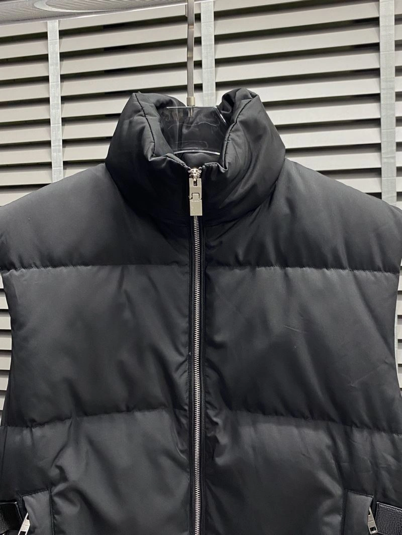 Vibrant Givenchy Down Jackets 124202