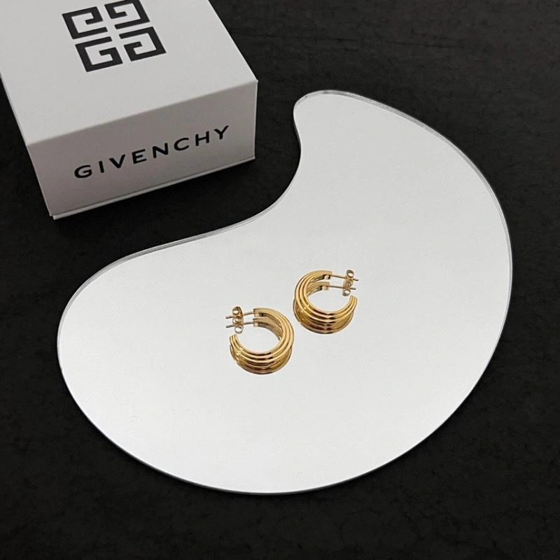 Givenchy Earrings Cozy 212167