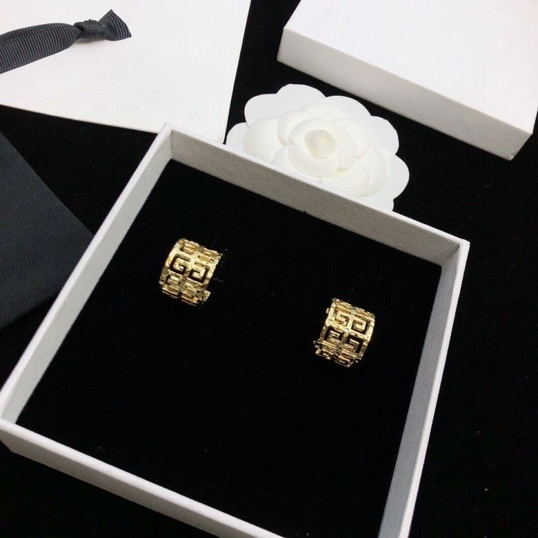 Lightweight Givenchy Earrings 209313