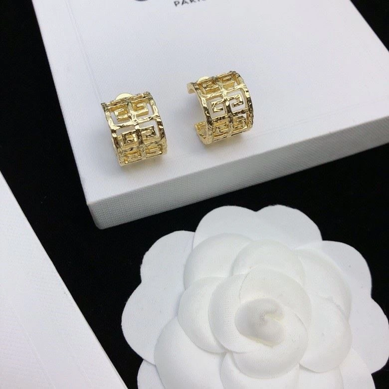 Lightweight Givenchy Earrings 209313
