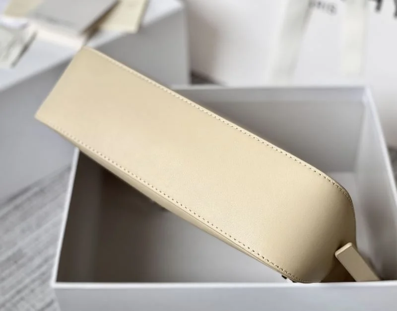 Efficient Givenchy Hobo Bags 44788