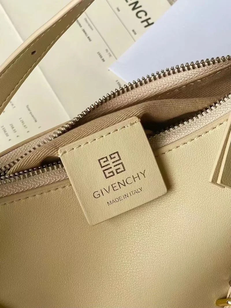 Givenchy Hobo Bags Classic 44781