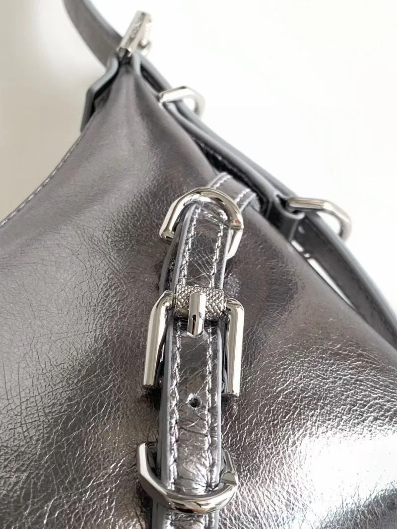Breathable Givenchy Hobo Bags 44557