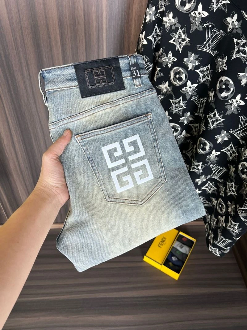 Givenchy Jeans Timeless 124109