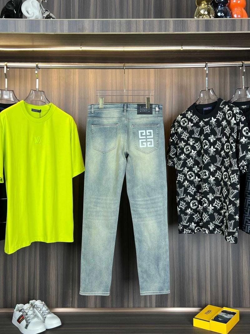 Givenchy Jeans Timeless 124109