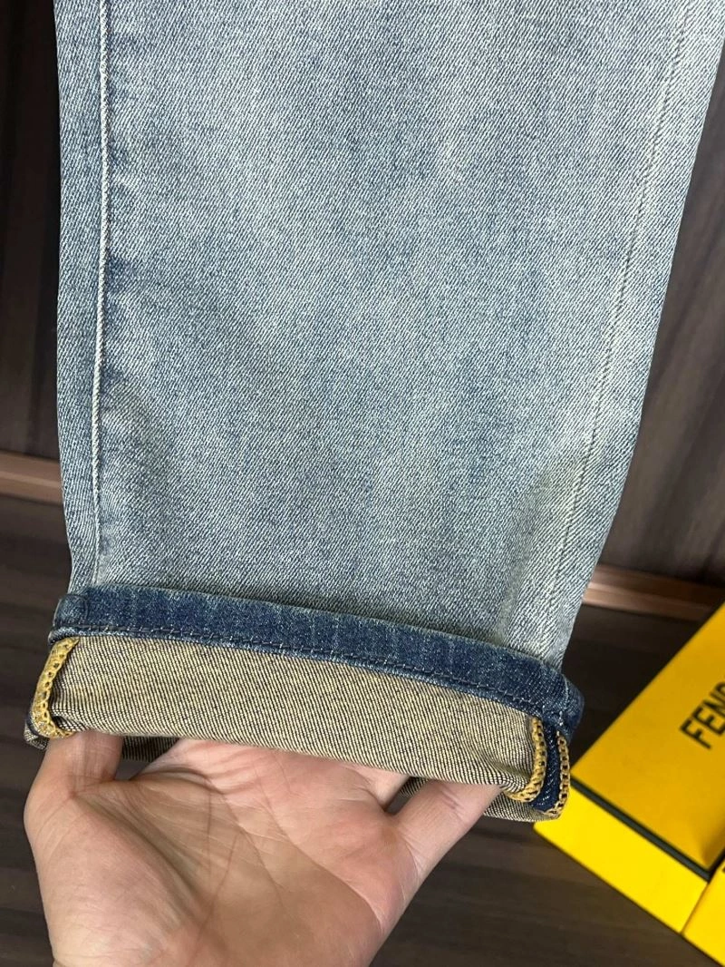 Givenchy Jeans Timeless 124109