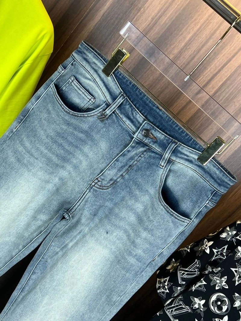 Givenchy Jeans Bold 124108