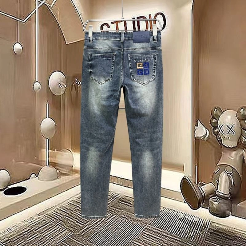 WeatherProof Givenchy Jeans 124106