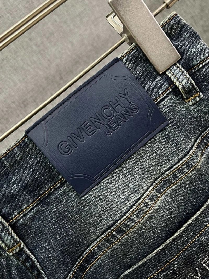 WeatherProof Givenchy Jeans 124106