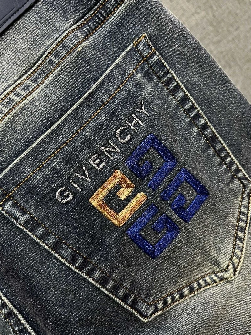 WeatherProof Givenchy Jeans 124106