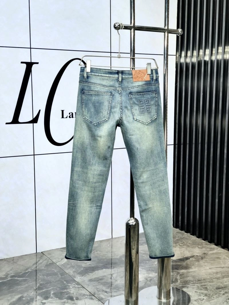 SportInspired Givenchy Jeans 123931