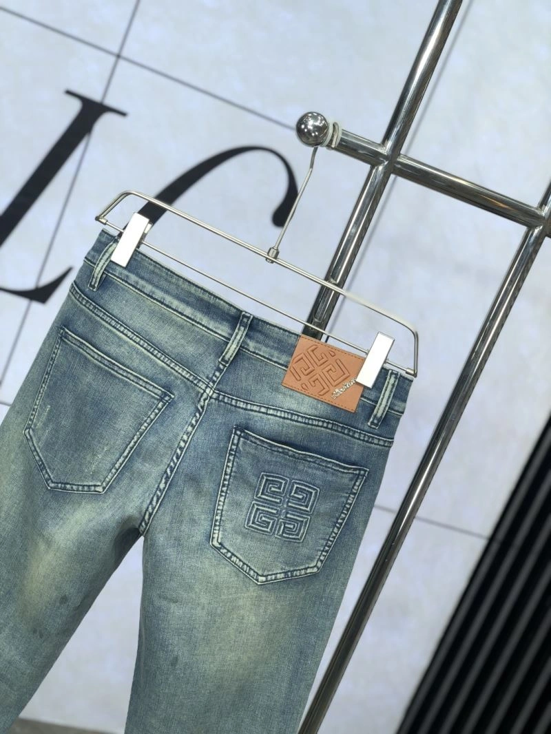SportInspired Givenchy Jeans 123931