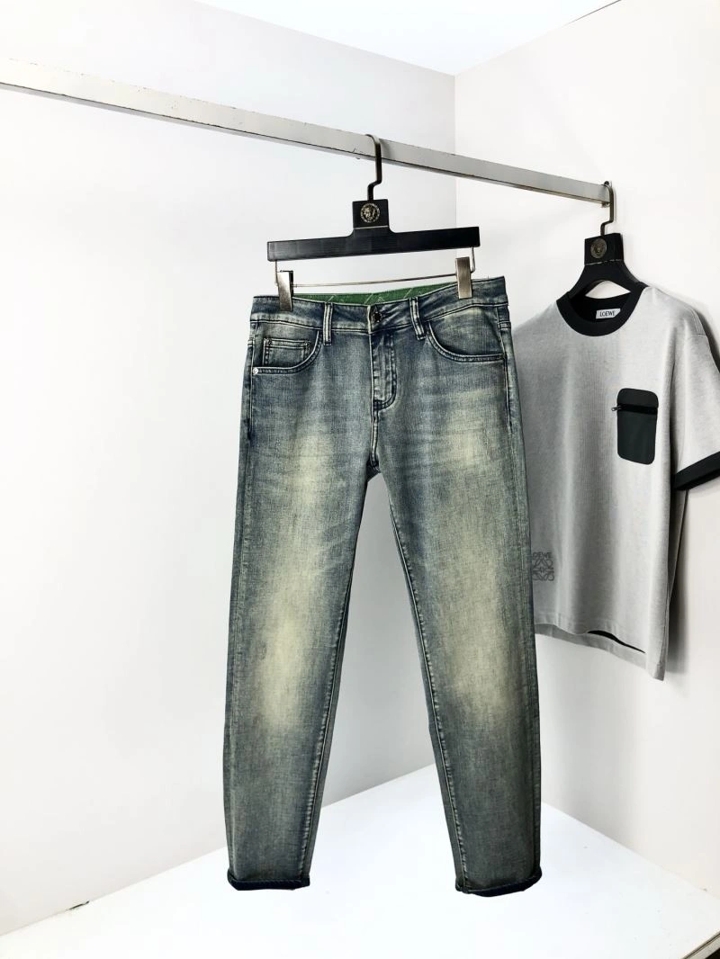 Sustainable Givenchy Jeans 123918