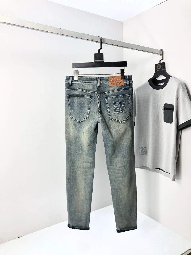 Sustainable Givenchy Jeans 123918