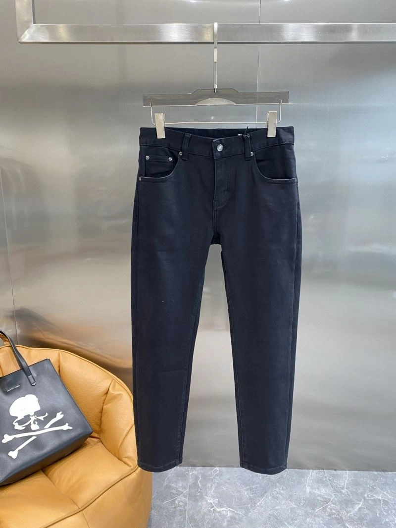 Seasonal Givenchy Jeans 123824