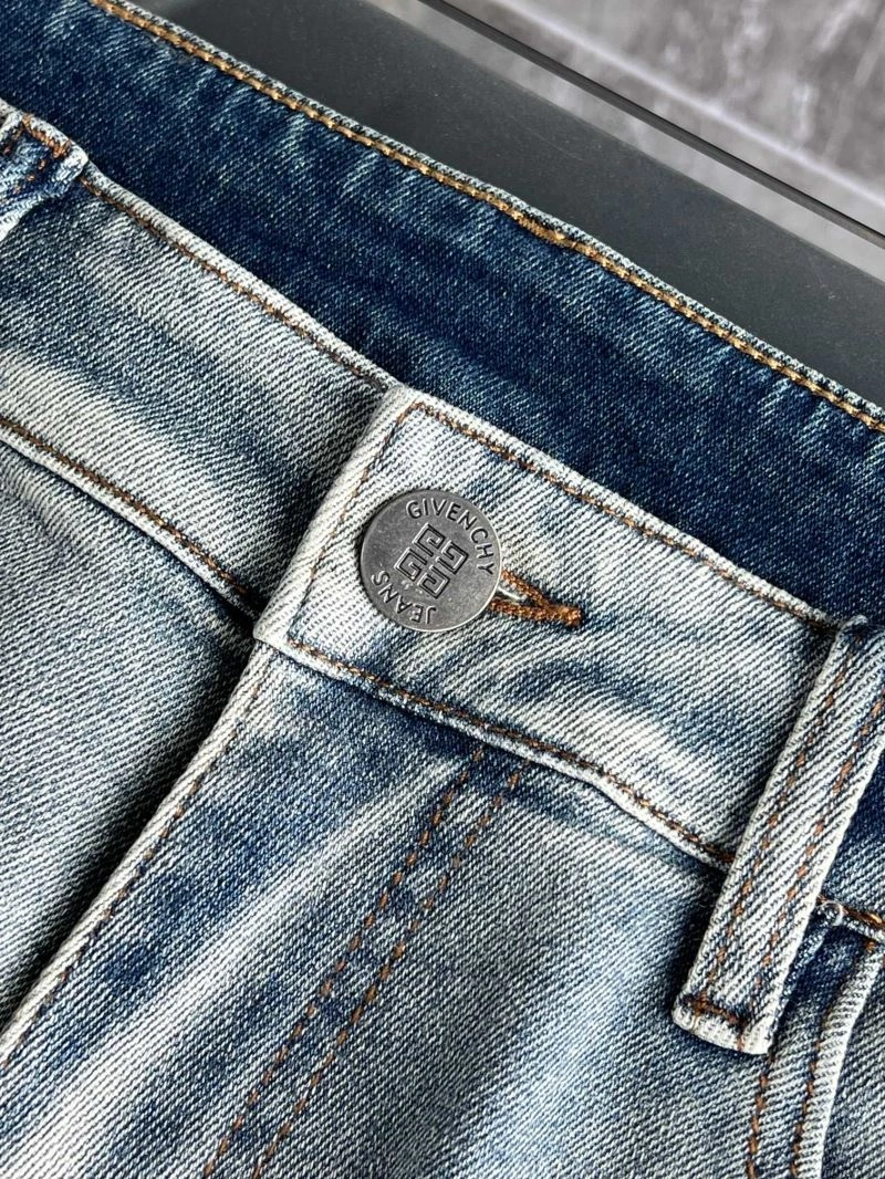 UrbanChic Givenchy Jeans 123673