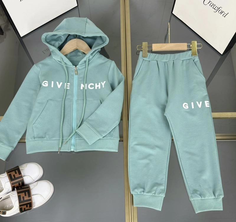 Supportive Givenchy Kids 123558