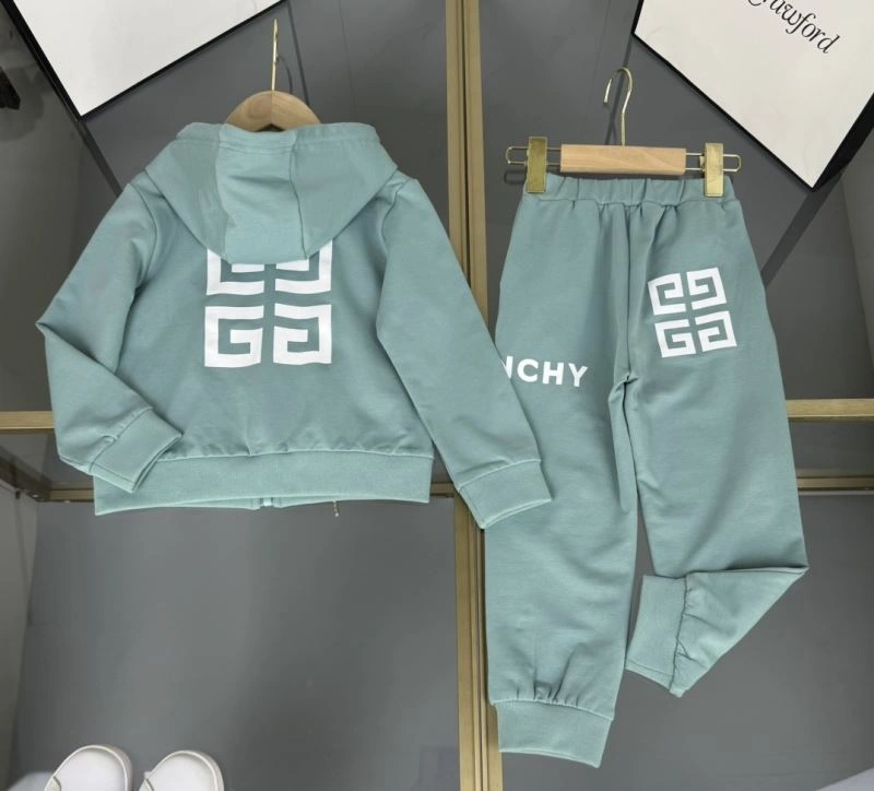 Supportive Givenchy Kids 123558
