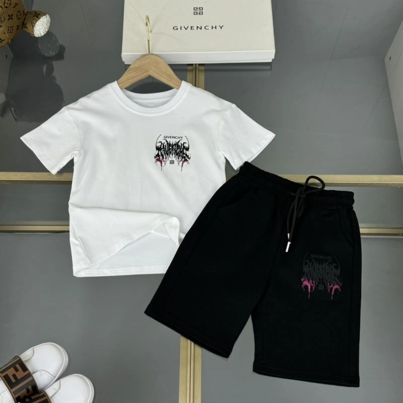 Contemporary Givenchy Kids 123548