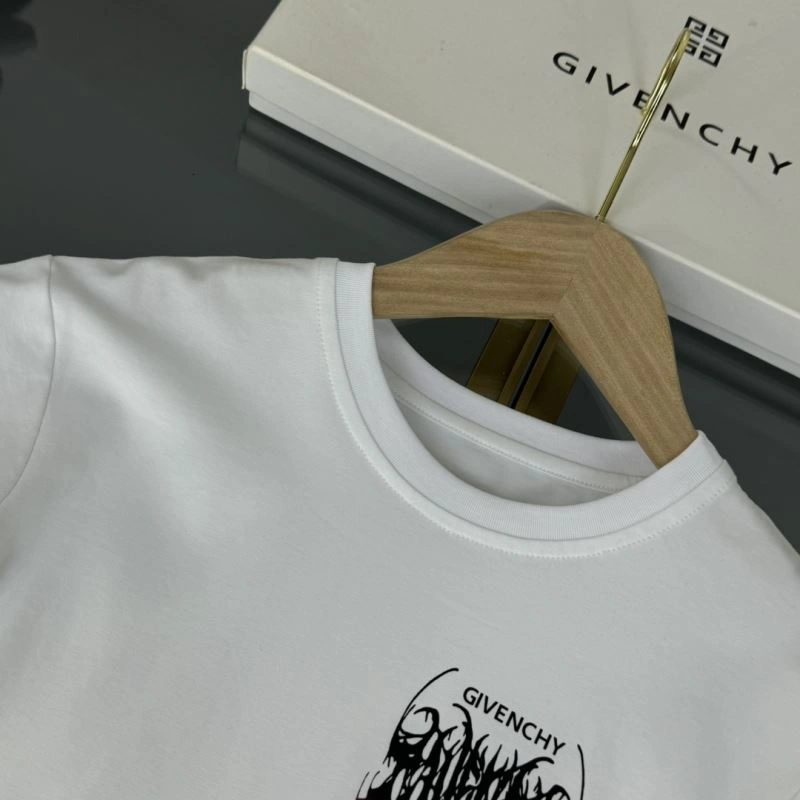 Contemporary Givenchy Kids 123548