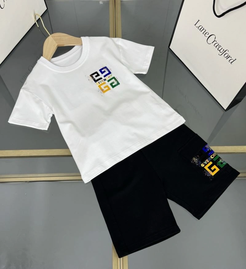 Sporty Givenchy Kids 123545