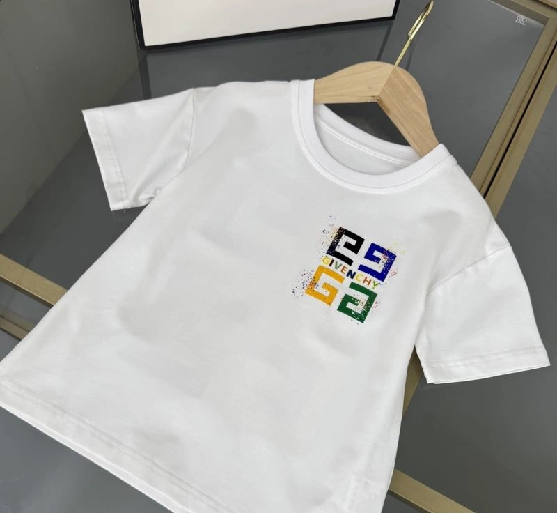 Sporty Givenchy Kids 123545