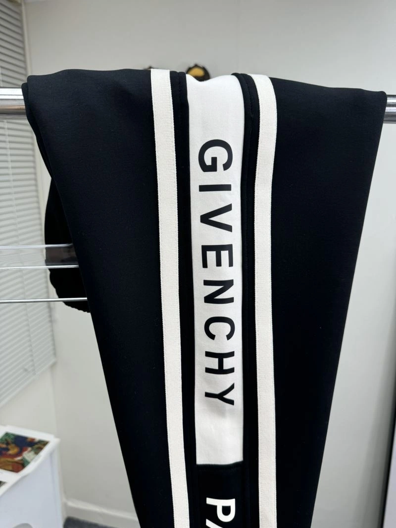 Givenchy Long Pants FashionForward 124101