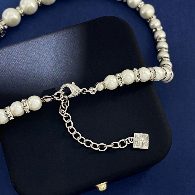 Givenchy Necklaces Soft 212623