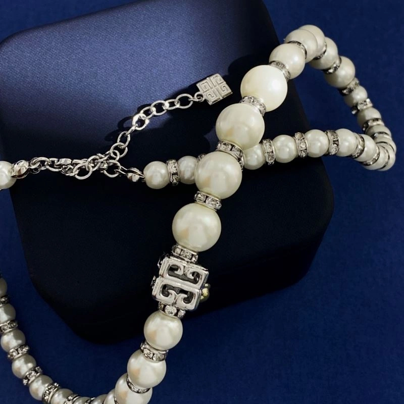 Givenchy Necklaces Soft 212623